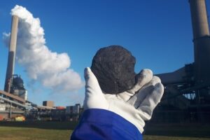 The loan wolf: Study shows how syndicated bank deals are propping up fossil fuels