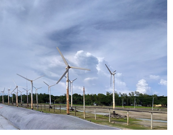 National pledges to triple renewables by 2030 not on track a year after COP28: Report