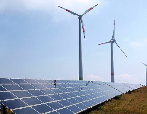 Developing countries overtake rich nations in the quest for wind and solar: Report