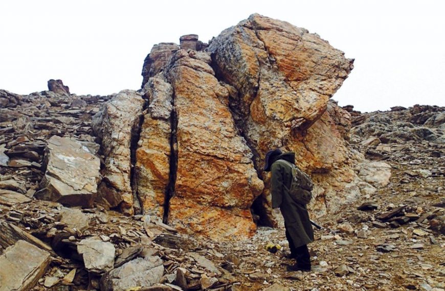 China reports huge lithium deposit near Mt. Everest, may be country’s third-largest