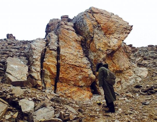 China reports huge lithium deposit near Mt. Everest, may be country’s third-largest