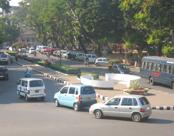 Prices of passenger, commercial vehicles to rise before April 1 emission norms deadline