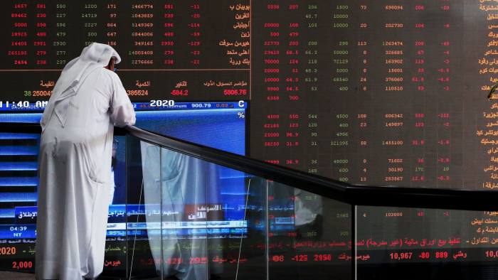 Oil tumbles, will the world capitalise for climate gains?