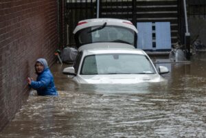Prepare for more intense storms, climate scientists warn UK