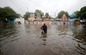 Cyclone Nivar hits Puducherry, weakens after landfall
