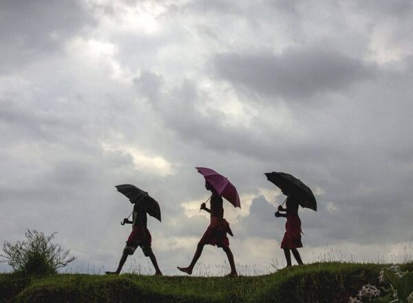 India’s moody monsoon refuses to retreat