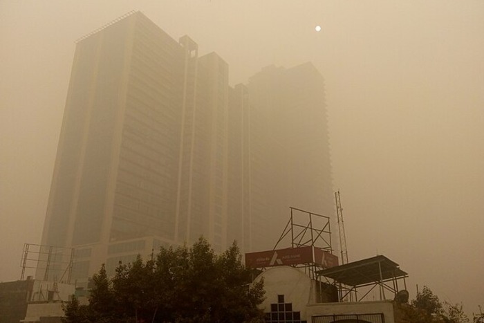 Govt Says No Conclusive Data Relating Deaths to Pollution 