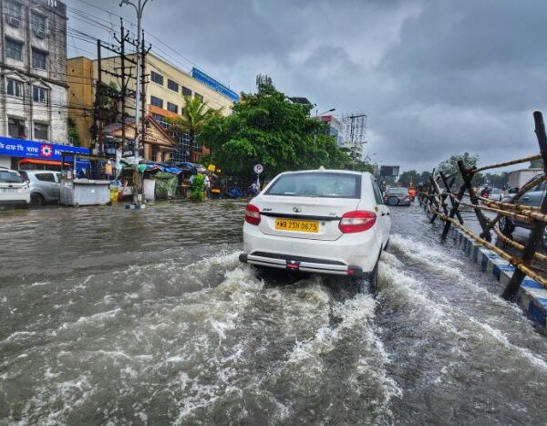 Rains Lash South India as Early Cold Wave Grips Central and Northern India