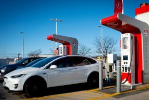 Canada effectively bans ICE vehicle sales from 2035
