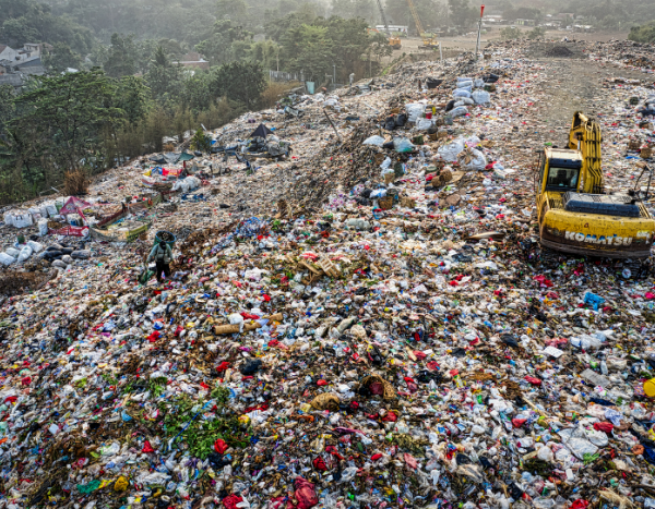 India’s untreated solid waste contributes to 10% of global waste entering world’s rivers: Study