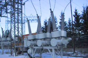 Sulphur hexafluoride gas circuit breaker