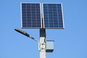 Rapid energy storage expansion can save Indian consumers ₹60,000 crore annually in power costs: Study