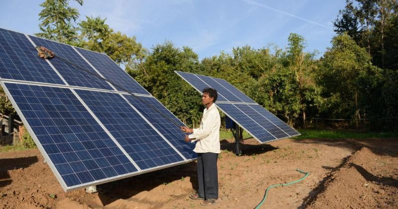 Sharp decline in India’s solar installations, govt. keeps chin up despite slump in renewables growth