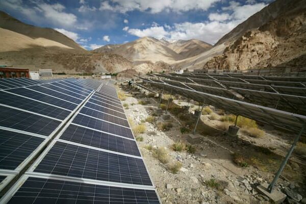 Bringing a consultative approach to implementing green projects: A case study from Ladakh
